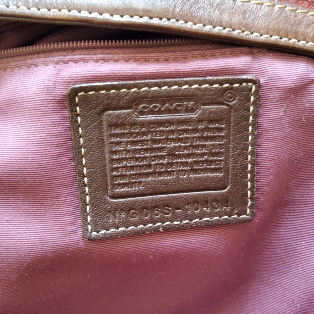 Authentic Coach Holiday Patchwork Hand Bag Guc - image 7